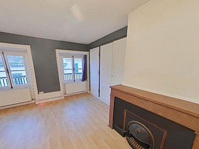 APPARTEMENT T2 A LOUER - LYON 2EME ARRONDISSEMENT Bellecour-Sala - 67.95 m2 - 960€ charges comprises par mois