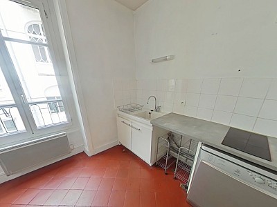 APPARTEMENT T2 A LOUER - LYON 2EME ARRONDISSEMENT Carnot-Charite - 71.53 m2 - 1096€ charges comprises par mois