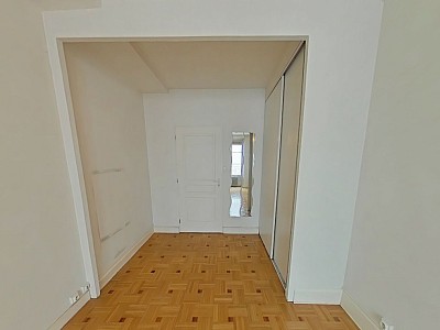 APPARTEMENT T2 A LOUER - LYON 2EME ARRONDISSEMENT Carnot-Charite - 71.53 m2 - 1096€ charges comprises par mois