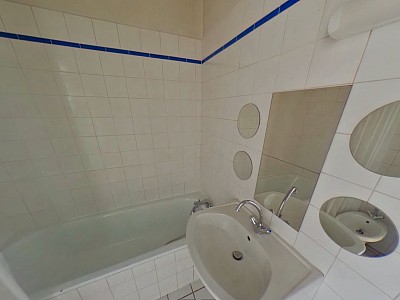 APPARTEMENT T2 A LOUER - LYON 2EME ARRONDISSEMENT Merciere-Grolee - 64.68 m2 - 900€ charges comprises par mois