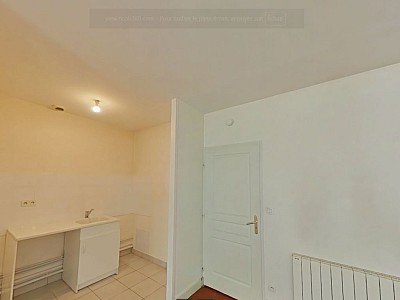 APPARTEMENT T2 A LOUER - LYON 2EME ARRONDISSEMENT La Bourse-Grenette - 43.01 m2 - 740€ charges comprises par mois