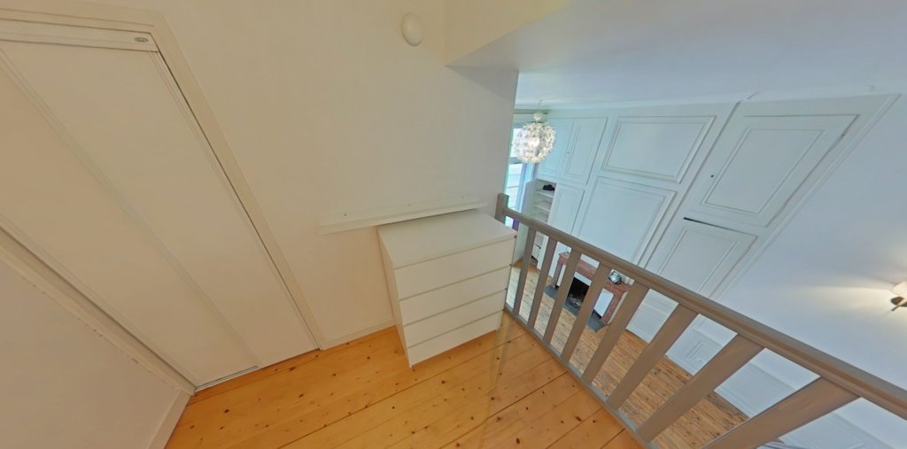 APPARTEMENT T2 A LOUER - LYON 2EME ARRONDISSEMENT Bellecour-a Gourjus - 44.03 m2 - 798 &euro; charges comprises par mois