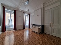 APPARTEMENT T2 A LOUER - LYON 2EME ARRONDISSEMENT Merciere-Grolee - 71.7 m2 - 995 &euro; charges comprises par mois