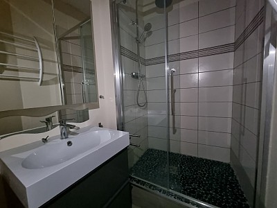 APPARTEMENT T2 A LOUER - LYON 2EME ARRONDISSEMENT Merciere-Grolee - 71.7 m2 - 995 &euro; charges comprises par mois