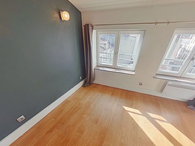 APPARTEMENT T2 A LOUER - LYON 2EME ARRONDISSEMENT Bellecour-Sala - 46.82 m2 - 1016,34€ charges comprises par mois