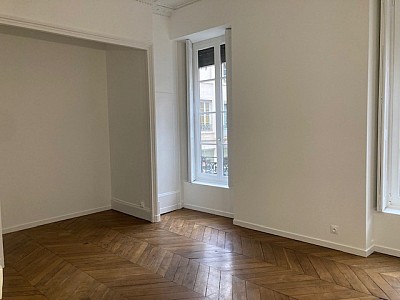 APPARTEMENT T2 A LOUER - LYON 2EME ARRONDISSEMENT Carnot-Charite - 60.88 m2 - 990€ charges comprises par mois