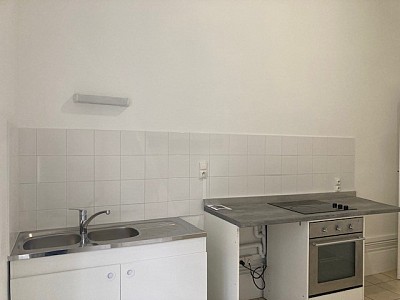 APPARTEMENT T2 A LOUER - LYON 2EME ARRONDISSEMENT Carnot-Charite - 60.88 m2 - 990€ charges comprises par mois