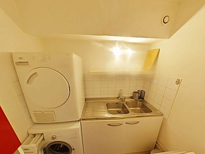 APPARTEMENT T2 A LOUER - LYON 2EME ARRONDISSEMENT Carnot-Charite - 35.04 m2 - 700�&euro; charges comprises par mois