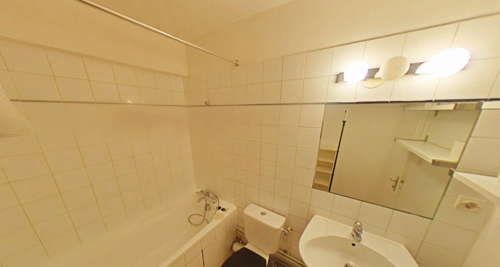 APPARTEMENT T2 A LOUER - LYON 2EME ARRONDISSEMENT Carnot-Charite - 35.04 m2 - 700�&euro; charges comprises par mois