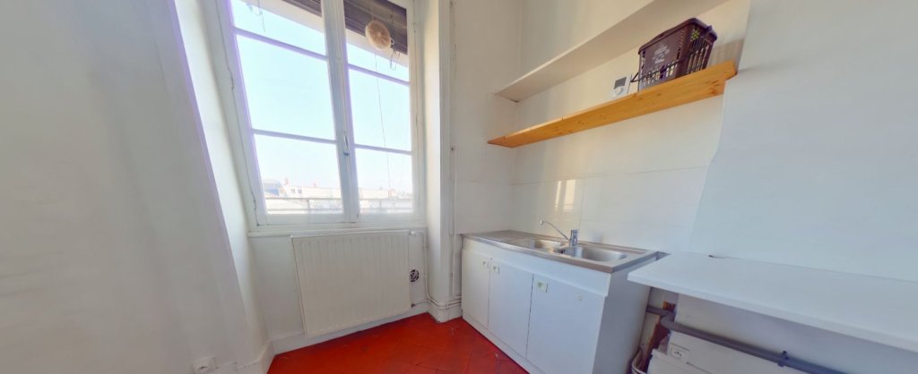 APPARTEMENT T2 A LOUER - LYON 2EME ARRONDISSEMENT Bellecour-Sala - 60.55 m2 - 830�&euro; charges comprises par mois