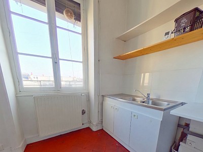 APPARTEMENT T2 A LOUER - LYON 2EME ARRONDISSEMENT Bellecour-Sala - 60.55 m2 - 830�&euro; charges comprises par mois