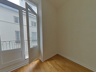 APPARTEMENT T2 A LOUER - LYON 2EME ARRONDISSEMENT Bellecour-a Gourjus - 41.86 m2 - 840�&euro; charges comprises par mois