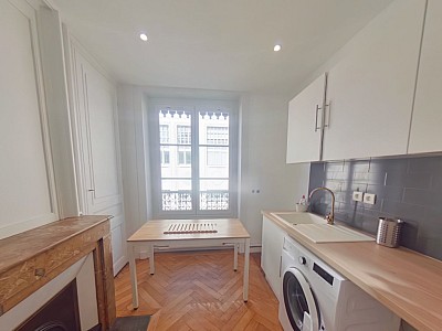 APPARTEMENT T2 A LOUER - LYON 2EME ARRONDISSEMENT Ampere-Ainay - 68.39 m2 - 1�395�&euro; charges comprises par mois