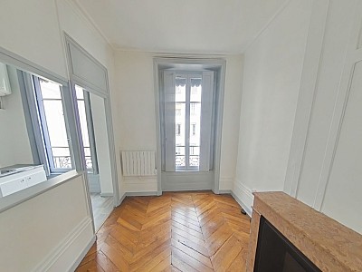 APPARTEMENT T2 A LOUER - LYON 2EME ARRONDISSEMENT Carnot-Charite - 41.25 m2 - 760�&euro; charges comprises par mois