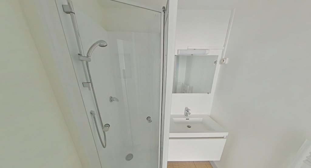 APPARTEMENT T2 A LOUER - LYON 2EME ARRONDISSEMENT Carnot-Charite - 41.25 m2 - 760�&euro; charges comprises par mois