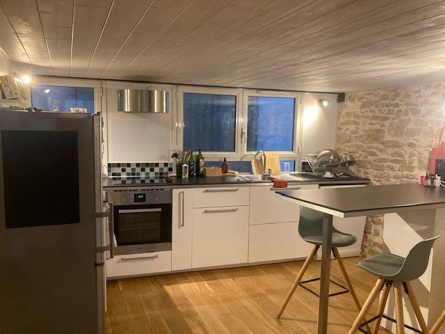 APPARTEMENT T2 A LOUER - LYON 2EME ARRONDISSEMENT Merciere-Grolee - 40.09 m2 - 940 &euro; charges comprises par mois