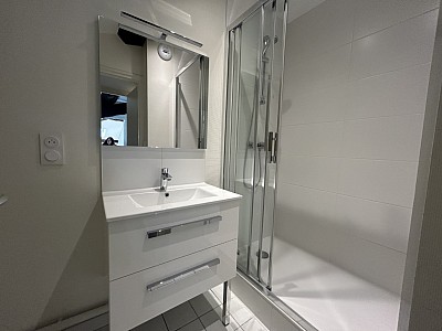 APPARTEMENT T2 A LOUER - LYON 2EME ARRONDISSEMENT Merciere-Grolee - 38.67 m2 - 850 € charges comprises par mois