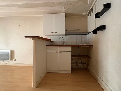 APPARTEMENT T2 A LOUER - LYON 2EME ARRONDISSEMENT Gailleton-A. Comte - 32.17 m2 - 575 € charges comprises par mois