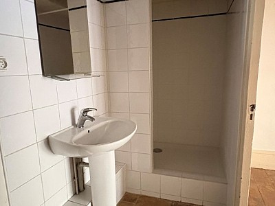 APPARTEMENT T2 A LOUER - LYON 2EME ARRONDISSEMENT Gailleton-A. Comte - 32.17 m2 - 575 € charges comprises par mois