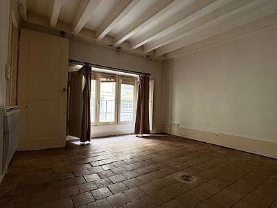 APPARTEMENT T2 A LOUER - LYON 2EME ARRONDISSEMENT Gailleton-A. Comte - 32.17 m2 - 575 € charges comprises par mois