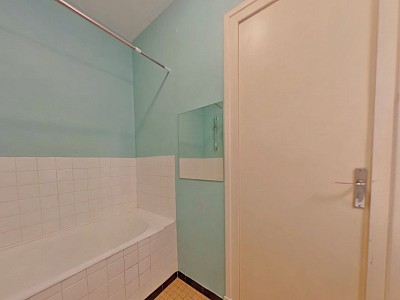 APPARTEMENT T2 A LOUER - LYON 2EME ARRONDISSEMENT Gailleton-A. Comte - 64.35 m2 - 1 000 € charges comprises par mois