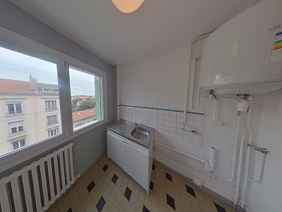 APPARTEMENT T2 A LOUER - LYON 3EME ARRONDISSEMENT Genas CFEL - 47.18 m2 - 765€ charges comprises par mois