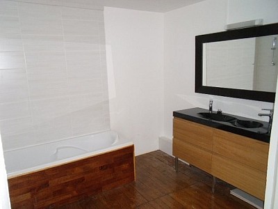 APPARTEMENT T2 A LOUER - LYON 3EME ARRONDISSEMENT Saxe-Vileroy - 65.35 m2 - 910€ charges comprises par mois