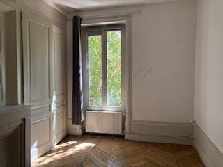APPARTEMENT T3 A LOUER - LYON 3EME ARRONDISSEMENT Mairie-Saint-Sacrement - 66.25 m2 - 895 &euro; charges comprises par mois