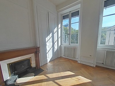 APPARTEMENT T2 A LOUER - LYON 3EME ARRONDISSEMENT - 71.01 m2 - 1010€ charges comprises par mois