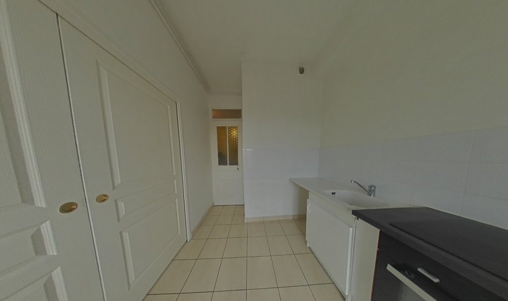 APPARTEMENT T2 A LOUER - LYON 3EME ARRONDISSEMENT Mutualite-Liberte - 75.6 m2 - 1�045�&euro; charges comprises par mois