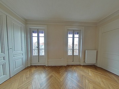 APPARTEMENT T2 A LOUER - LYON 3EME ARRONDISSEMENT Mutualite-Liberte - 75.6 m2 - 1�045�&euro; charges comprises par mois