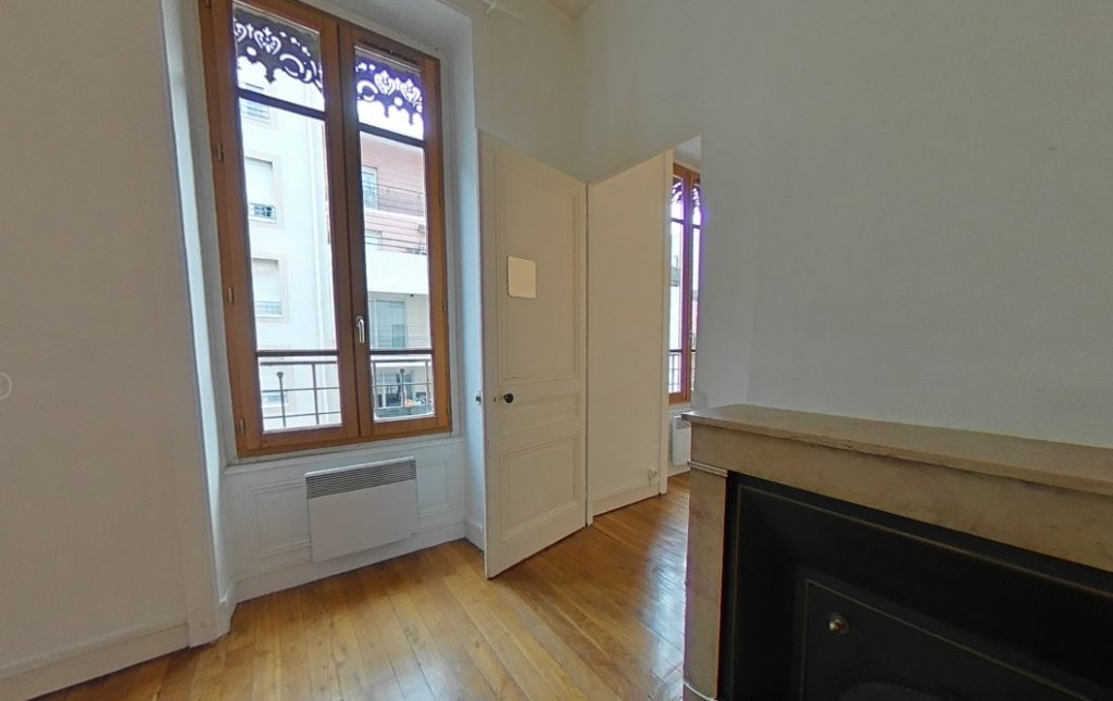 APPARTEMENT T2 A LOUER - LYON 3EME ARRONDISSEMENT Paul Bert-Maisons Neuves - 47.62 m2 - 673�&euro; charges comprises par mois