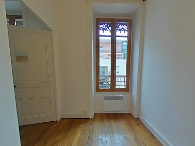 APPARTEMENT T2 A LOUER - LYON 3EME ARRONDISSEMENT Paul Bert-Maisons Neuves - 47.62 m2 - 673�&euro; charges comprises par mois