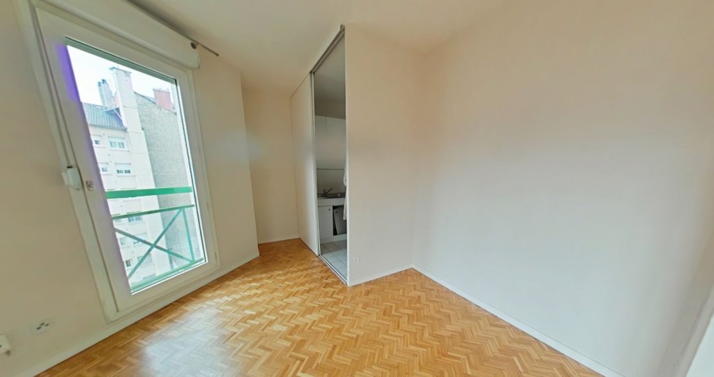 APPARTEMENT T2 A LOUER - LYON 3EME ARRONDISSEMENT Saxe-Vileroy - 51.05 m2 - 880 &euro; charges comprises par mois
