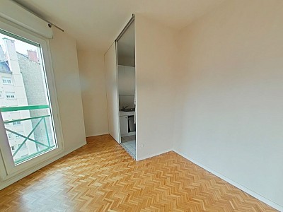 APPARTEMENT T2 A LOUER - LYON 3EME ARRONDISSEMENT Saxe-Vileroy - 51.05 m2 - 880 &euro; charges comprises par mois
