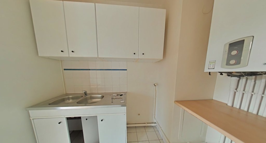 APPARTEMENT T2 A LOUER - LYON 3EME ARRONDISSEMENT Saxe-Vileroy - 51.05 m2 - 880 &euro; charges comprises par mois