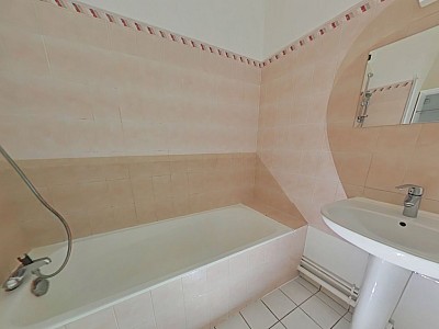 APPARTEMENT T2 A LOUER - LYON 3EME ARRONDISSEMENT Saxe-Vileroy - 51.05 m2 - 880 &euro; charges comprises par mois