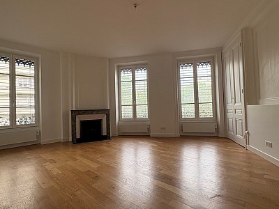 APPARTEMENT T2 A LOUER - LYON 3EME ARRONDISSEMENT Saint-Amour - 47.46 m2 - 995 € charges comprises par mois