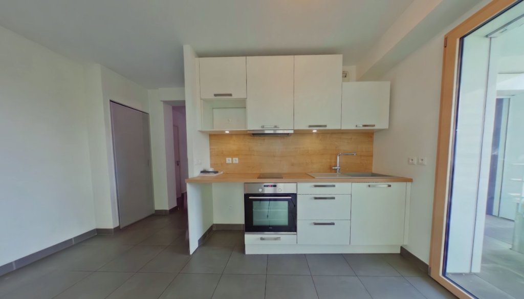 APPARTEMENT T2 A LOUER - LYON 3EME ARRONDISSEMENT - 46.33 m2 - 870 &euro; charges comprises par mois