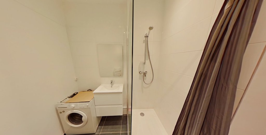 APPARTEMENT T2 A LOUER - LYON 3EME ARRONDISSEMENT Bonnel-Servient - 37.93 m2 - 778,71 &euro; charges comprises par mois