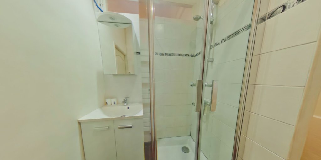 APPARTEMENT T2 A LOUER - LYON 3EME ARRONDISSEMENT Mairie-Saint-Sacrement - 44.59 m2 - 897 &euro; charges comprises par mois