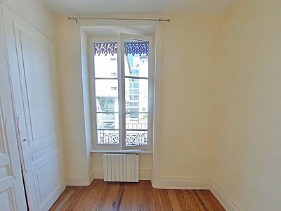 APPARTEMENT T2 A LOUER - LYON 3EME ARRONDISSEMENT Bonnel-Servient - 45.77 m2 - 843,51 &euro; charges comprises par mois