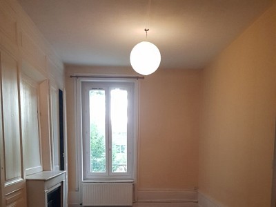 APPARTEMENT T2 A LOUER - LYON 3EME ARRONDISSEMENT - 66.21 m2 - 840 € charges comprises par mois