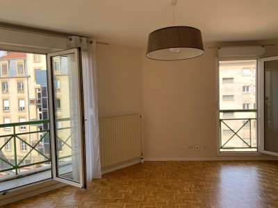 APPARTEMENT T2 A LOUER - LYON 3EME ARRONDISSEMENT - 51.05 m2 - 850 € charges comprises par mois