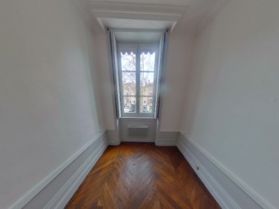 APPARTEMENT T2 - LYON 4EME ARRONDISSEMENT Croix Rousse - 49,2 m2 - LOUÉ