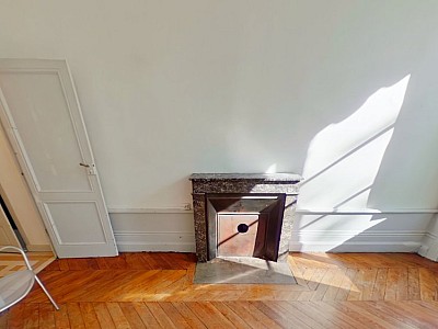 APPARTEMENT T2 A LOUER - LYON 4EME ARRONDISSEMENT Place Croix Rousse-Austerlitz - 49.2 m2 - 640�&euro; charges comprises par mois