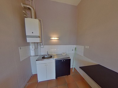 APPARTEMENT T2 A LOUER - LYON 4EME ARRONDISSEMENT Place Croix Rousse-Austerlitz - 44.5 m2 - 750 &euro; charges comprises par mois