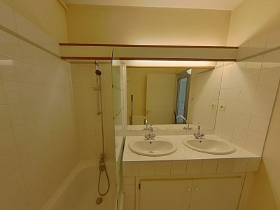 APPARTEMENT T2 A LOUER - LYON 4EME ARRONDISSEMENT Place Croix Rousse-Austerlitz - 44.5 m2 - 750 &euro; charges comprises par mois