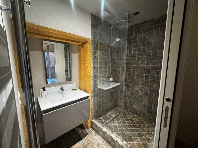APPARTEMENT T2 A LOUER - LYON 5EME ARRONDISSEMENT Saint-Jean - 49.59 m2 - 1 070 &euro; charges comprises par mois