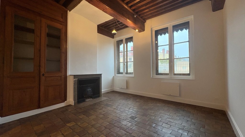 APPARTEMENT T2 A LOUER - LYON 5EME ARRONDISSEMENT Saint-Jean - 58.78 m2 - 1 023 &euro; charges comprises par mois
